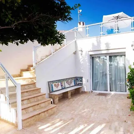 New! Romantic House At Red In Torrevieja! Torrevieja